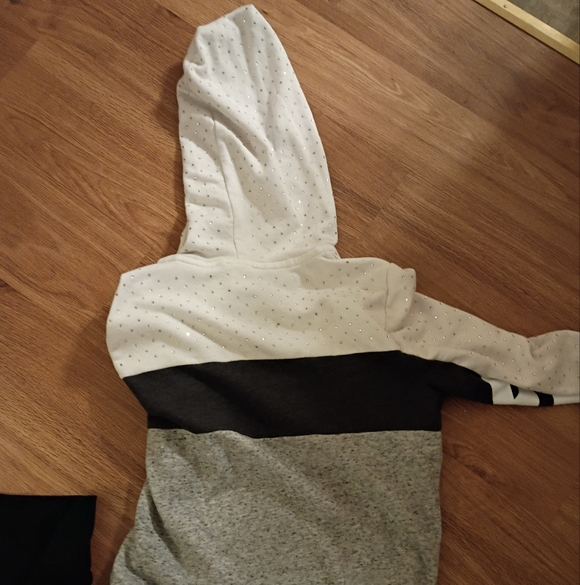 This Is A Two-piece Victoria's Secret Pink Outfit Size Small - Picture 6 of 6